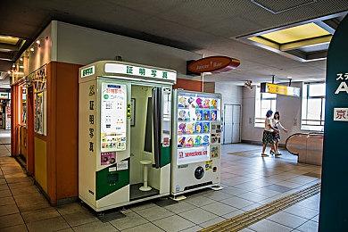 《DINOBREAK》全平台发售 90年代复古风格动作射击